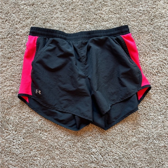Under Armour Women's Athletic Shorts Black with Pink Accents Lined Size Medium - Picture 2 of 8